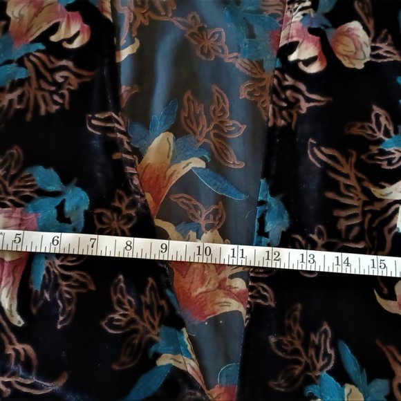 Daytrip Burnout Velveteen Kimino Size L - Picture 6 of 9